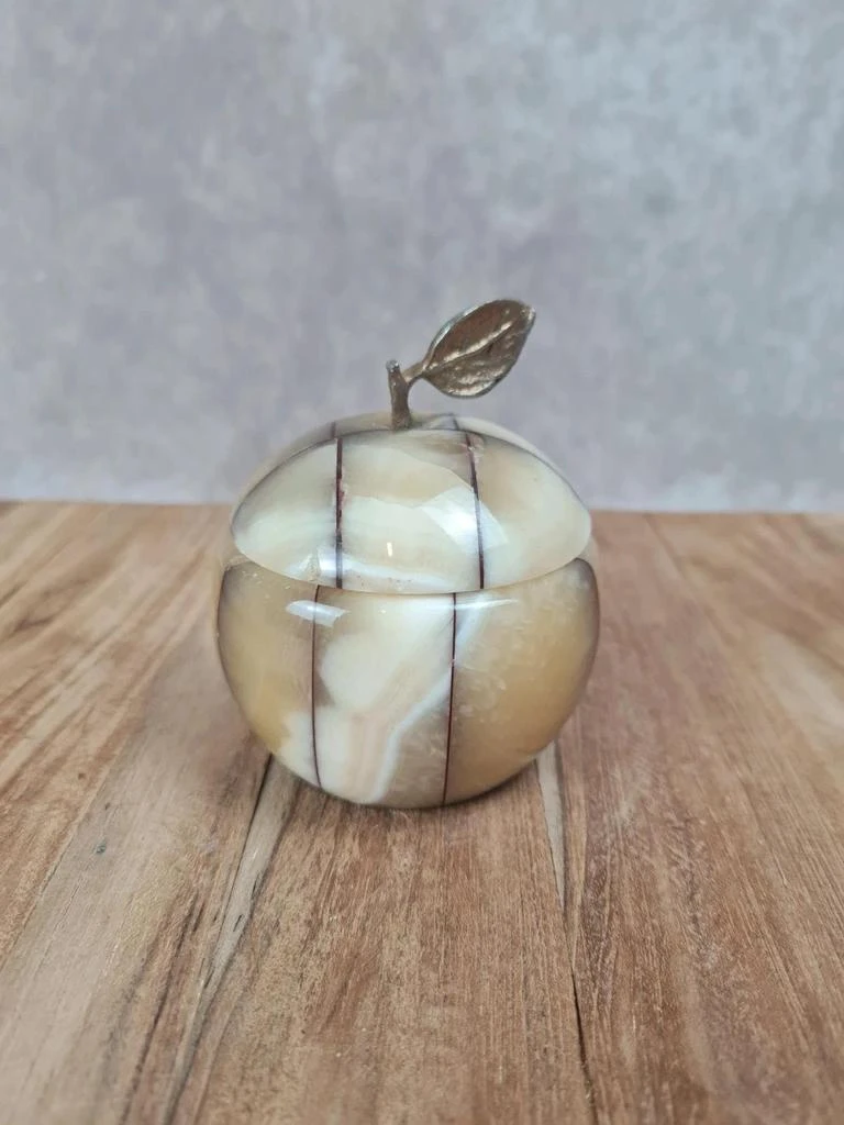 Petite boîte décorative en pierre – forme pomme vintage